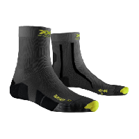 Photo Chaussettes x socks run fast 4 0 unisexe gris fonce jaune