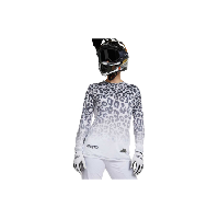 Photo Maillot manches longues femme dharco signe amaury pierron leopard blanc