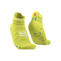 Photo Paire de chaussettes compressport pro racing socks v4 0 ultralight run low jaune