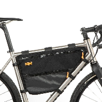 Photo Sacoche de cadre bikepacking Restrap Full Frame Bag Medium 7.5L noir