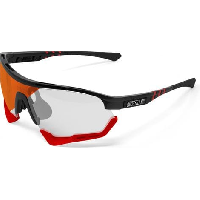 Photo Scicon sports aerotech scn xt photochromic xl lunettes de soleil de performance sportive miroir rouge photochromique scnxt luminosite noire